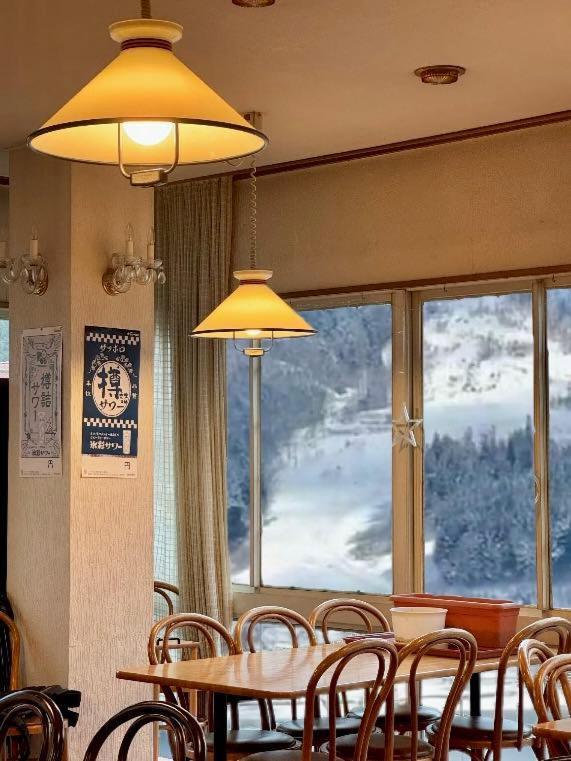 Snowhouse Memorie Hotel-石打丸山 Seki  Buitenkant foto