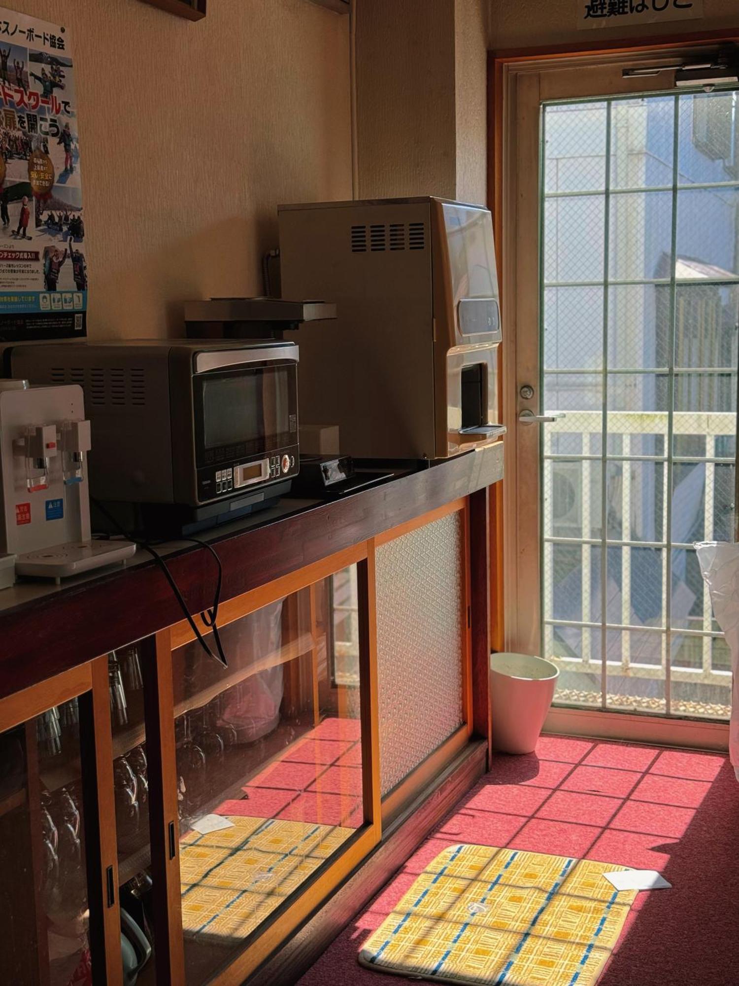 Snowhouse Memorie Hotel-石打丸山 Seki  Buitenkant foto