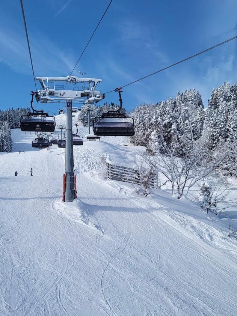 Snowhouse Memorie Hotel-石打丸山 Seki  Buitenkant foto